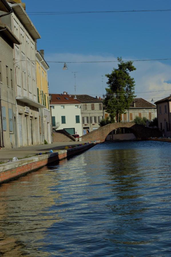 Bed and Breakfast Porta del Carmine Comacchio Exterior foto